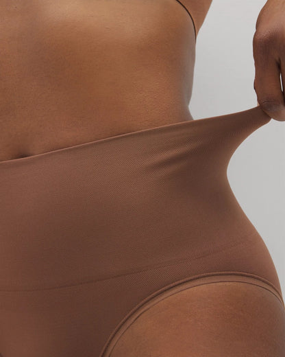 Soma Mid-Level Shaping Seamless Brief